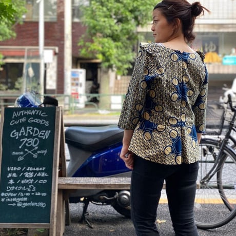 [USED] AFRICAN BATIK フリルtops