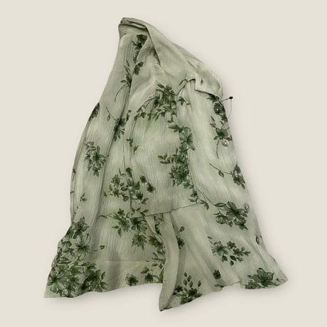 [USED] 花柄 後ろ開き♡ レーヨンシャツ