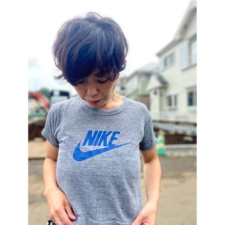 [USED] Vintage  NIKE  SHORT Tee