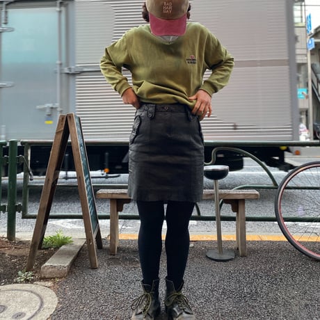 [USED] 切りぱなしレザースカート
