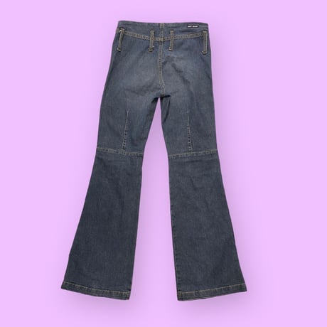 [USED] ストレッチデニムのフレアパンツ