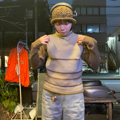 [USED] モックネックのニットVEST