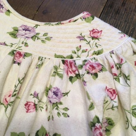 [USED] Vintage FLOWER Nightガウン