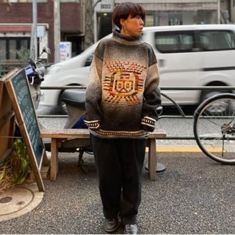[USED] 南米 HAND MADE ざっくりニット 
