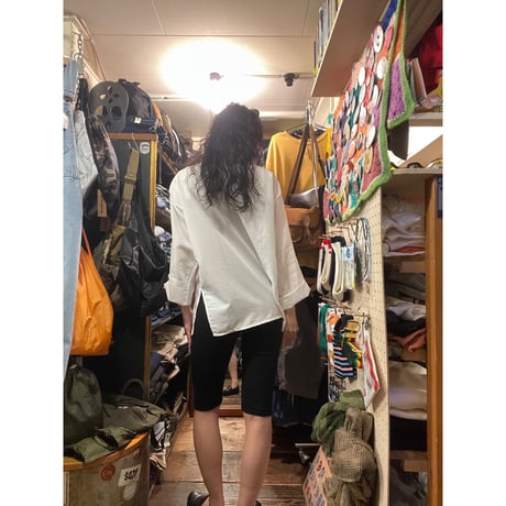 [USED] 真っ白🤍チャイナシャツ