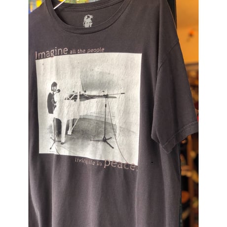 [USED] John Lennon  T-shirt
