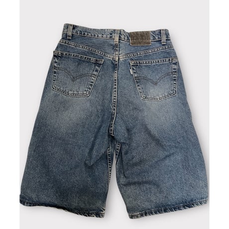 [USED] Levi's SILVER TAB 膝下丈のデニムショーツ