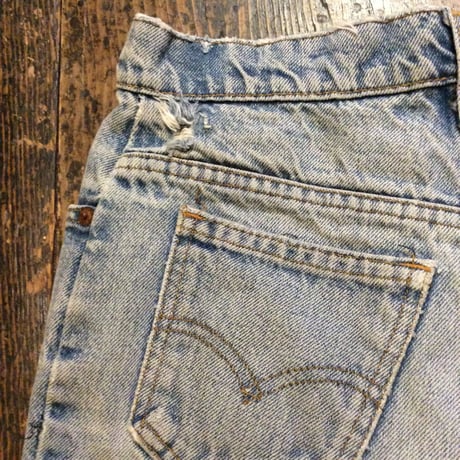 [USED] Levis DENIM shorts
