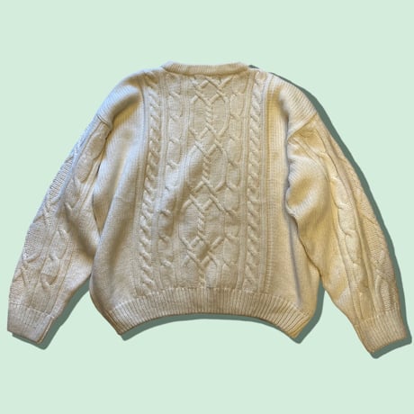 [USED] White🤍ケーブル ニット
