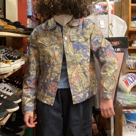 [USED] made in U.S.A.🌼花柄Gジャン