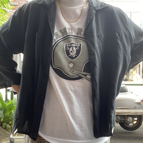 [USED] BLACK SILK SHIRTS