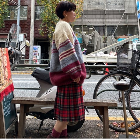 [USED] ざっくりVネックニット🧶