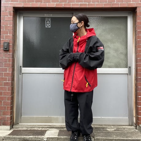 [USED] Marlboro NYLON PARKA