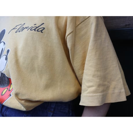 [USED] vintage Mickey Mouse  Tee