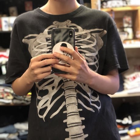 [USED]  skeleton BLK Tee