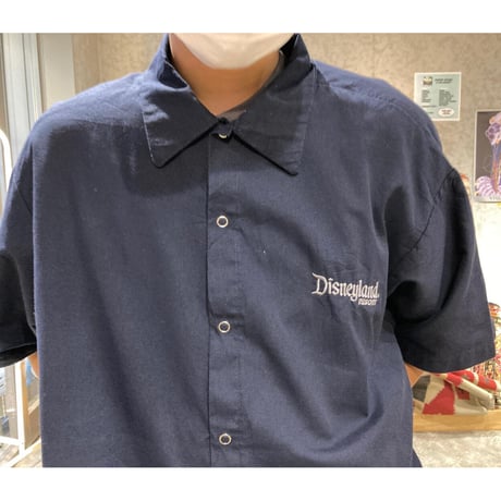 [USED] Disneyland®︎   STAFF SHIRTS