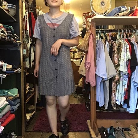 [USED] 後ろ姿もかわいい! レーヨンミニワンピ