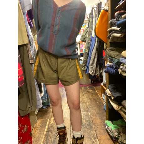 [DEAD STOCK]チェコ軍🇨🇿サイドラインショーツ
