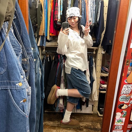 [USED] Levi's 膝下丈のデニムショーツ