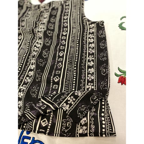 [USED] エキゾチック柄 ゾウさん ノースリーブTOPS