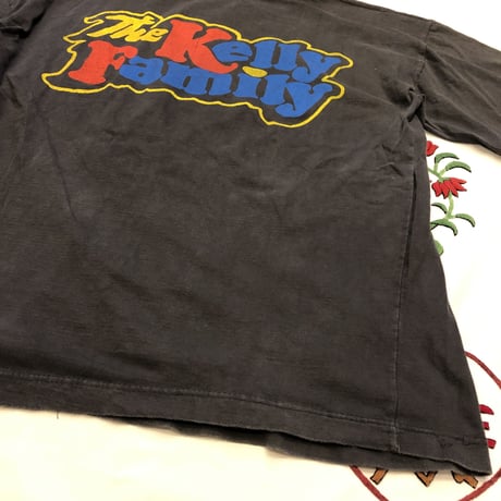 [USED] GOOD PRINT  "The Kelly Family"  Tee🎻
