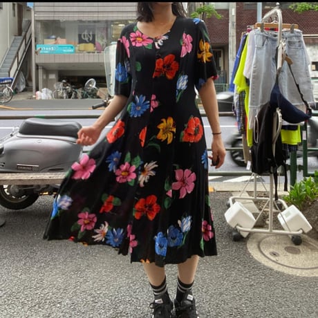 [USED]花柄BLACKボタンガウンワンピース