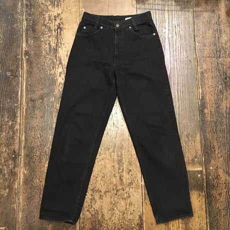 [USED] Levis 550 BLK (RELAXED FIT TAPERED)