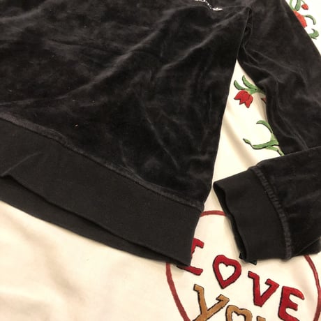 [USED] adidas  ベロアVネックTOPS！
