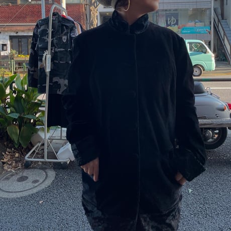 [USED] スタンドカラーベロアコート🖤
