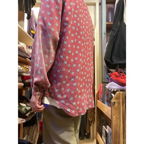 [USED] MEDALLION PRINT SHIRT