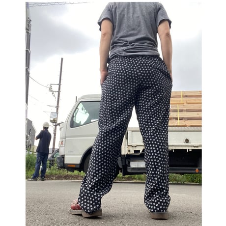 [USED] 小花柄🌼レーヨンパンツ