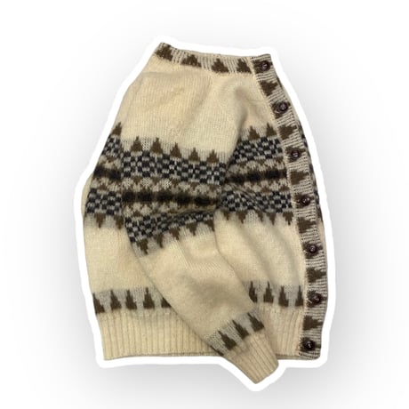 [USED] ICELAND made!! ニットカーディガン