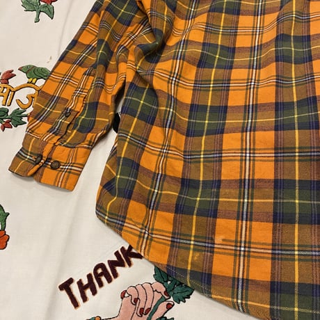 [USED] "Eddie Bauer" チェックB.Dシャツ🍊