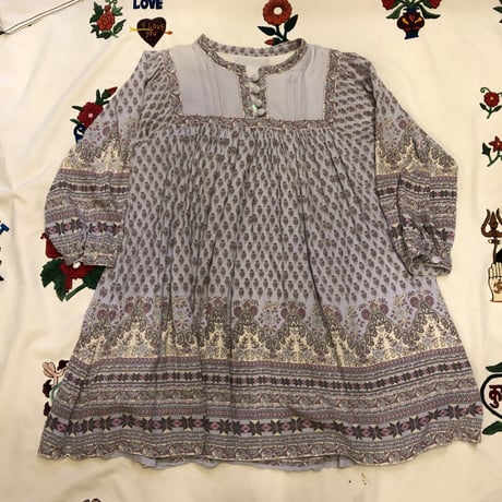 [USED]  サラフワ♡エスニックTOPS