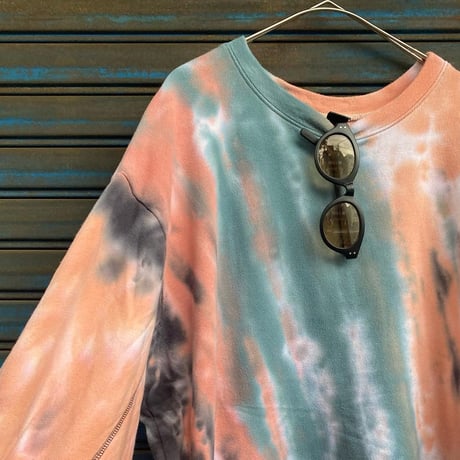 [USED] TIE-DYE SWAET