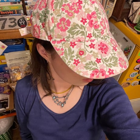 [USED] BENETTON 花柄CAP