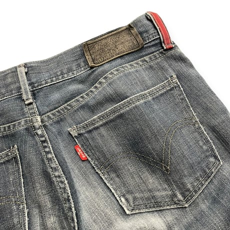 [USED] Levi's LOW RISE SLIM SHORTS 🌺🖤（w３0)