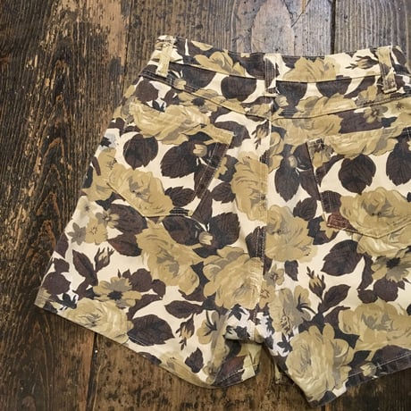 [USED] しぶい花柄 DENIM Shorts