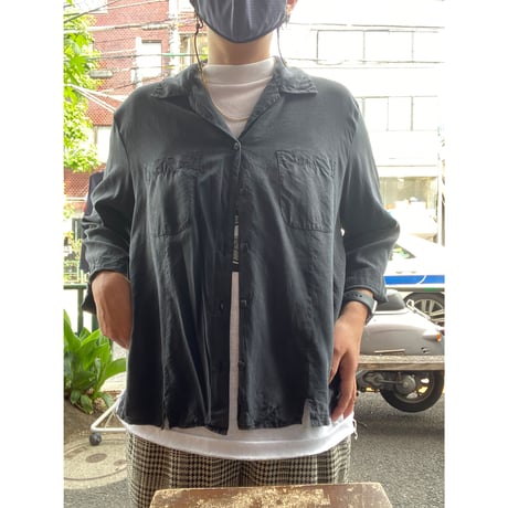 [USED] BLACK SILK SHIRTS
