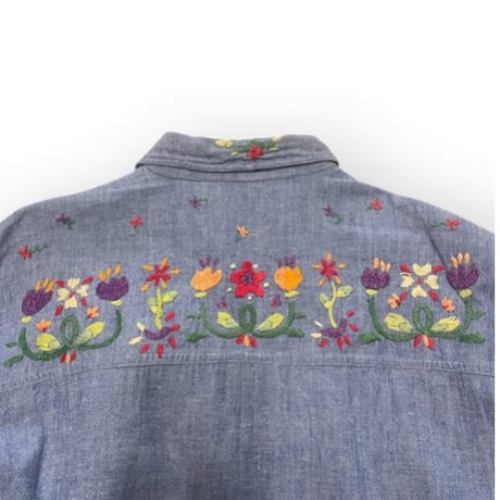 [USED] 刺繍シャンブレー  シャツ