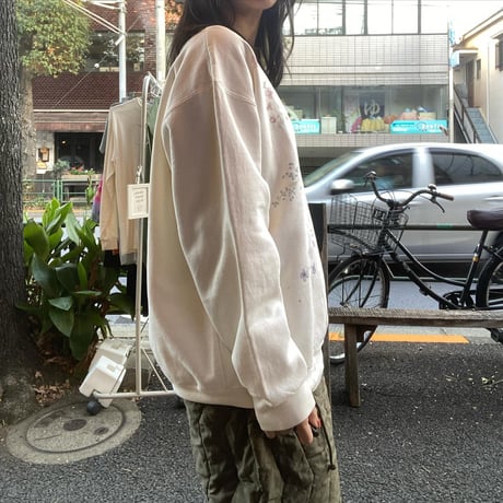 [USED] 手描き フラワー ペイント SWEAT