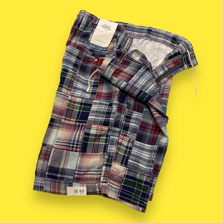 [DEADSTOCK] IZOD Check Shorts