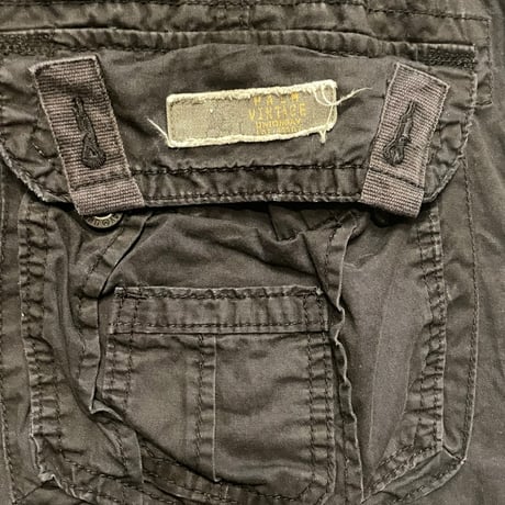 [USED] BLK FEED CARGO SHORTS
