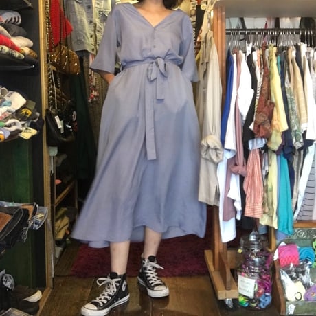 [USED] 後ろ姿もかわいい! デザインワンピース
