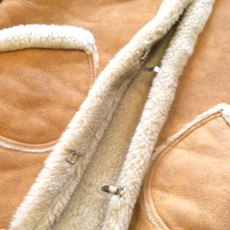 [USED] BENETTON フード付き fake ムートンジャケット