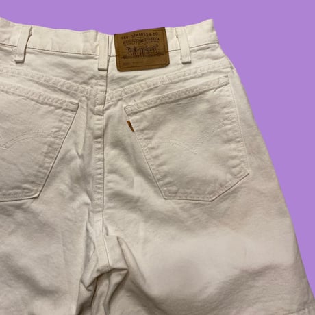 [USED] Levis white shorts🤍