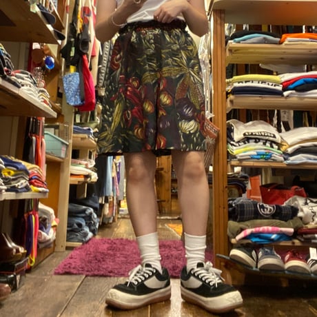 [USED]野菜柄 shorts 🍅🌽