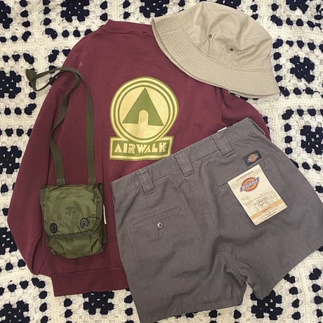 [USED] 90's OLD AIRWALK SWEAT