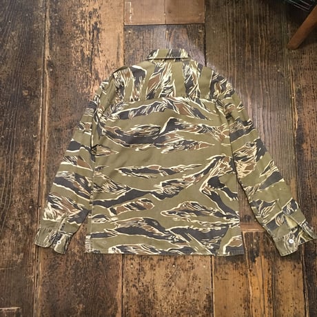[USED] カモ柄風 シャツ
