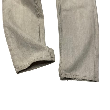 [USED] Levi's 26501 (W26 L29)